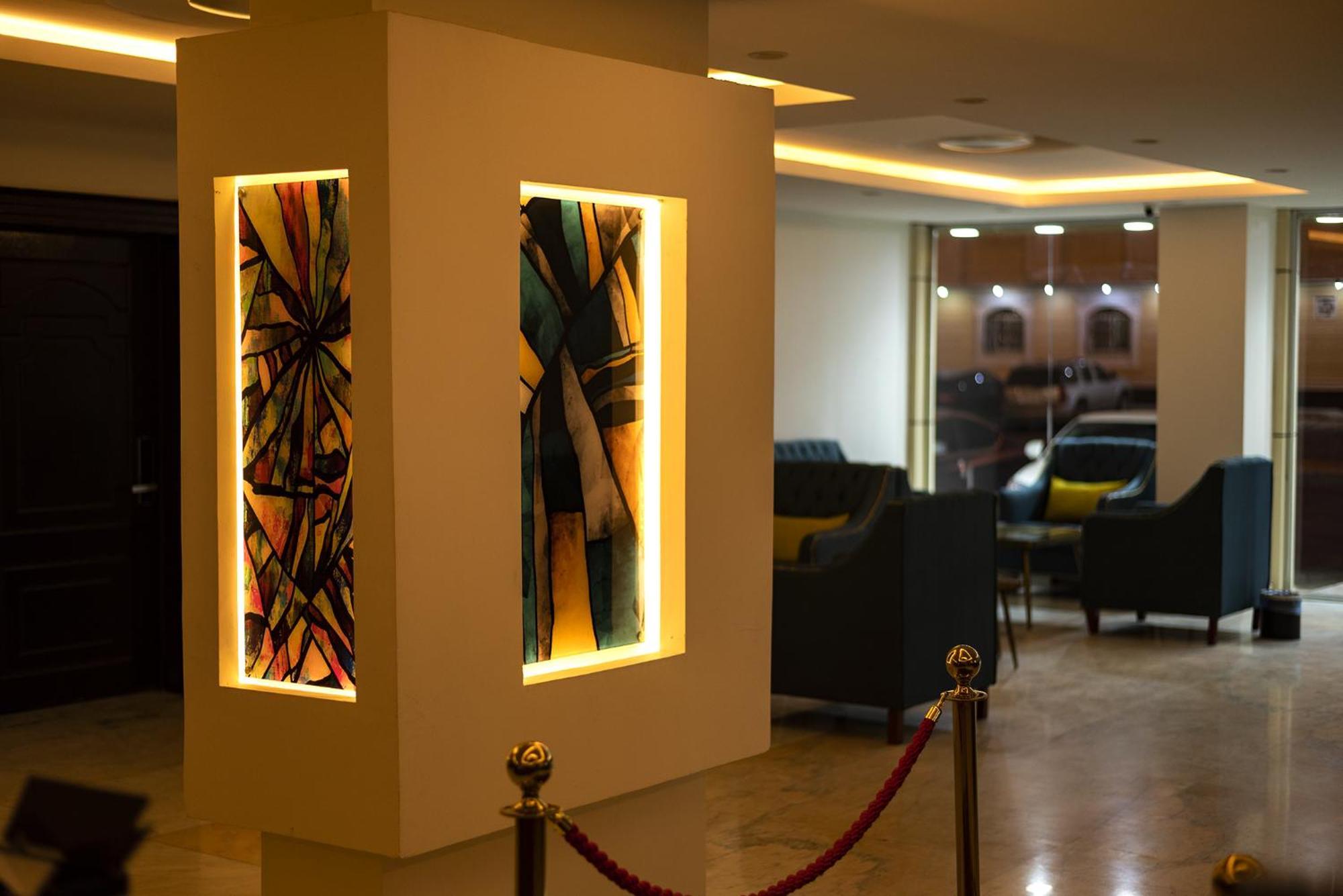 Aparthotel Quiet 9 By Quiet