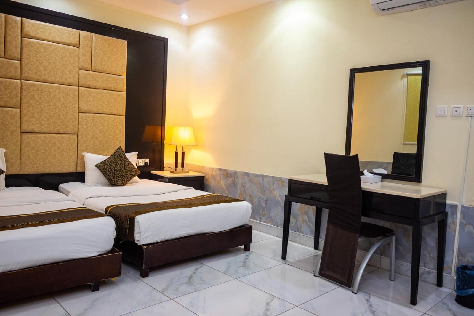 Aparthotel Quiet 9 By Quiet 4*